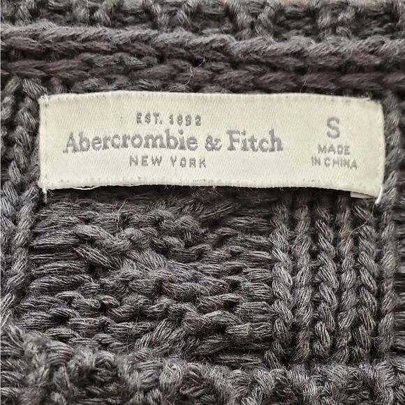 Abercrombie & Fitch - Cable Knit Sweater - Size S - Picture 6 of 7